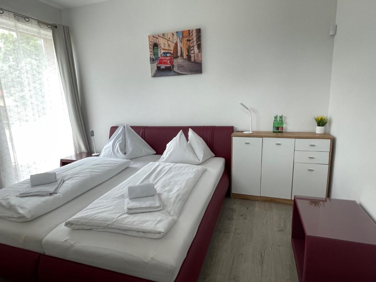 Sunshine Apartman Apartment Balatonboglar Bagian luar foto